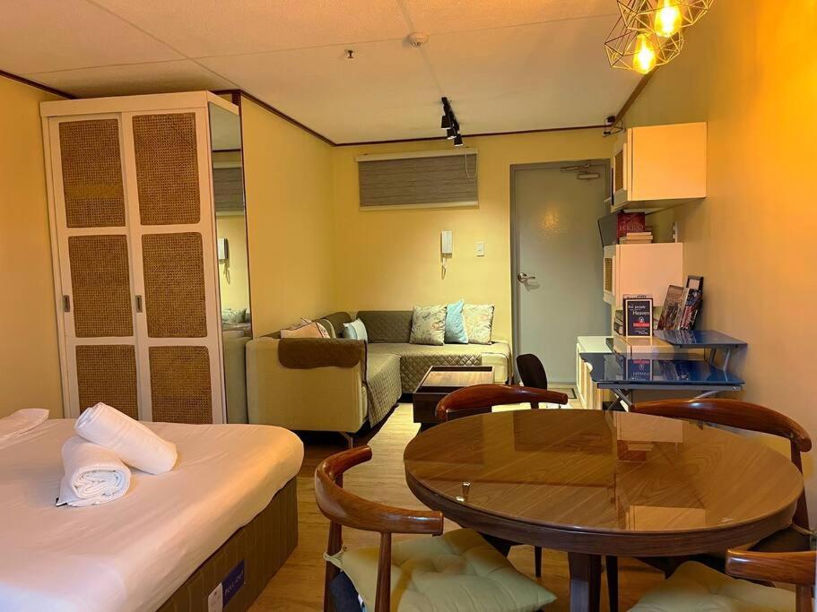 Cozy Unit In Zone Vill Condominium-montinola Subdivision Apartment *