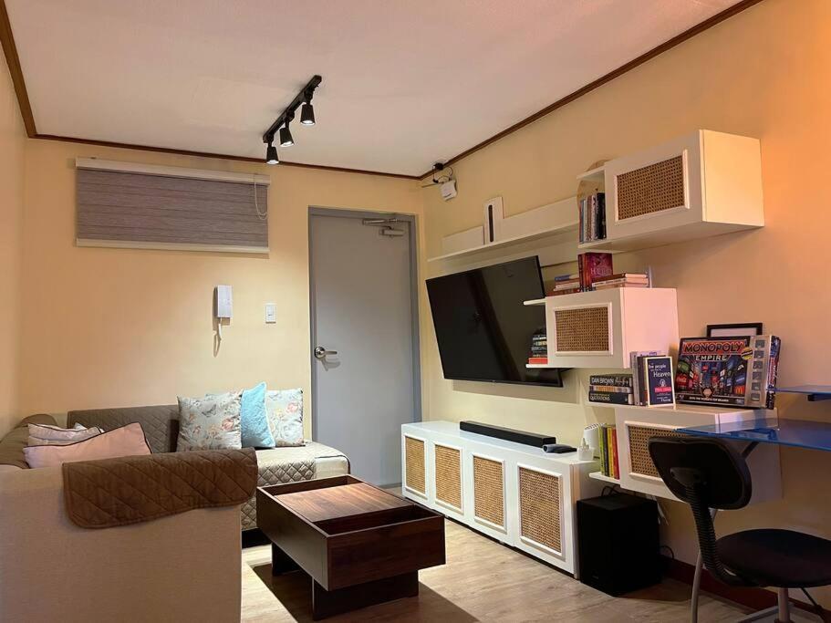 Cozy Unit In Zone Vill Condominium-montinola Subdivision Apartment